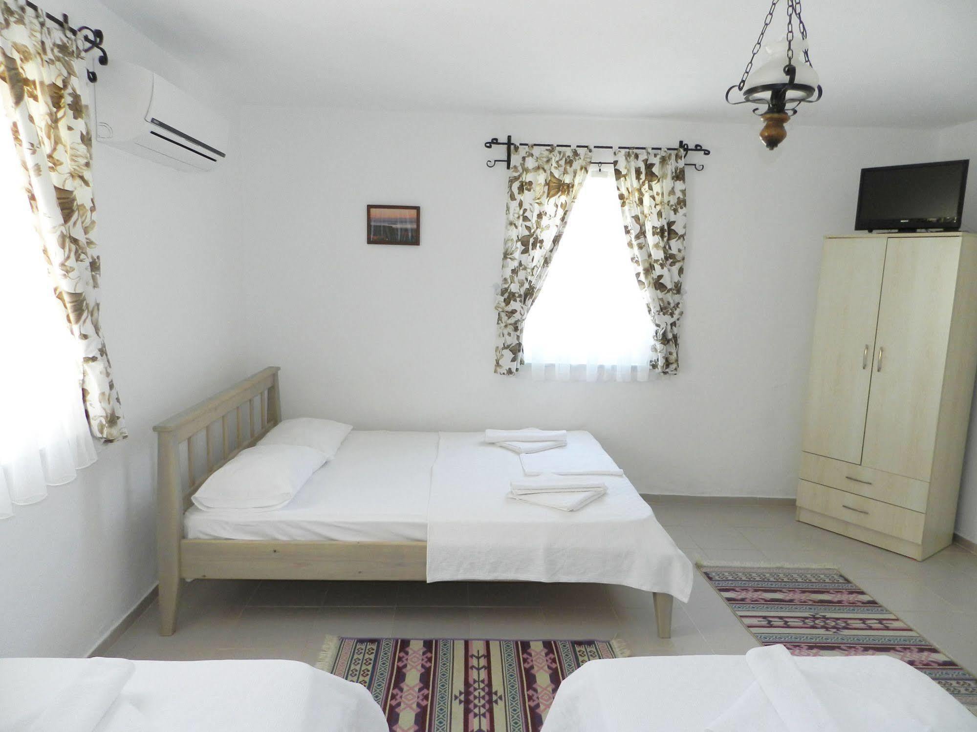 Ada Hotel Bozcaada Esterno foto