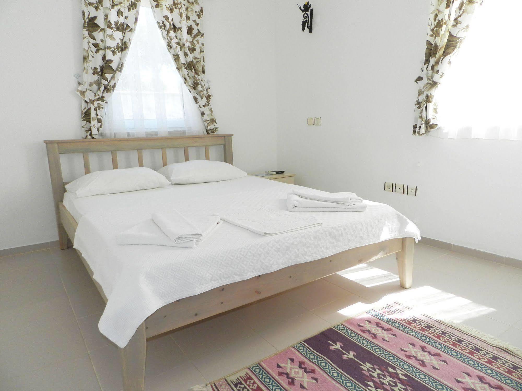 Ada Hotel Bozcaada Esterno foto